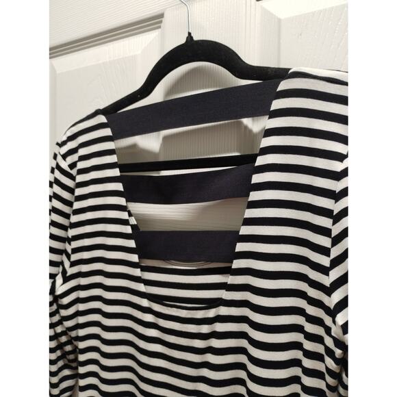 Vince Camuto Women's Size Medium Black White Striped Scoop Neck Long Sleeve Top - Picture 3 of 5